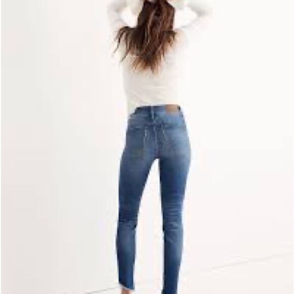 Madewell 10" High-Rise Skinny Jeans: Tulip-Hem Edition - Picture 2 of 11